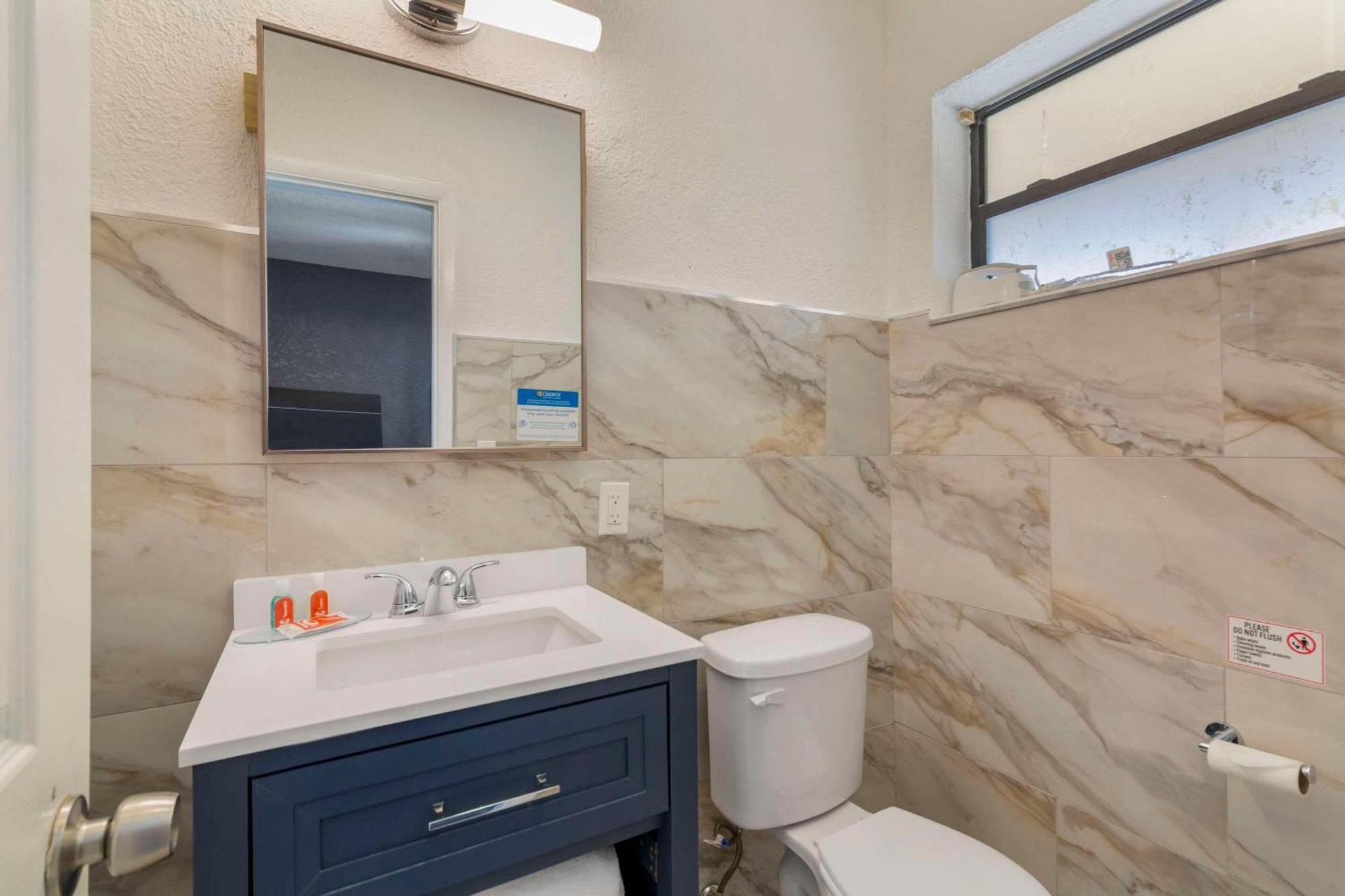 Econo Lodge Hollywood-Ft Lauderdale International Airport Esterno foto