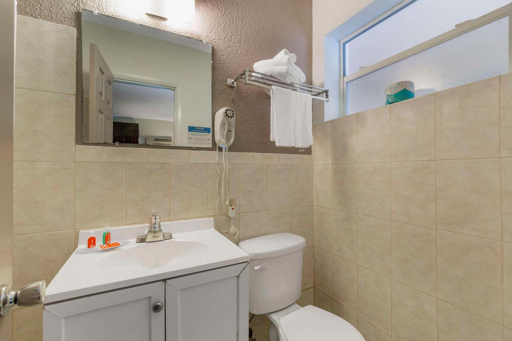 Econo Lodge Hollywood-Ft Lauderdale International Airport Esterno foto